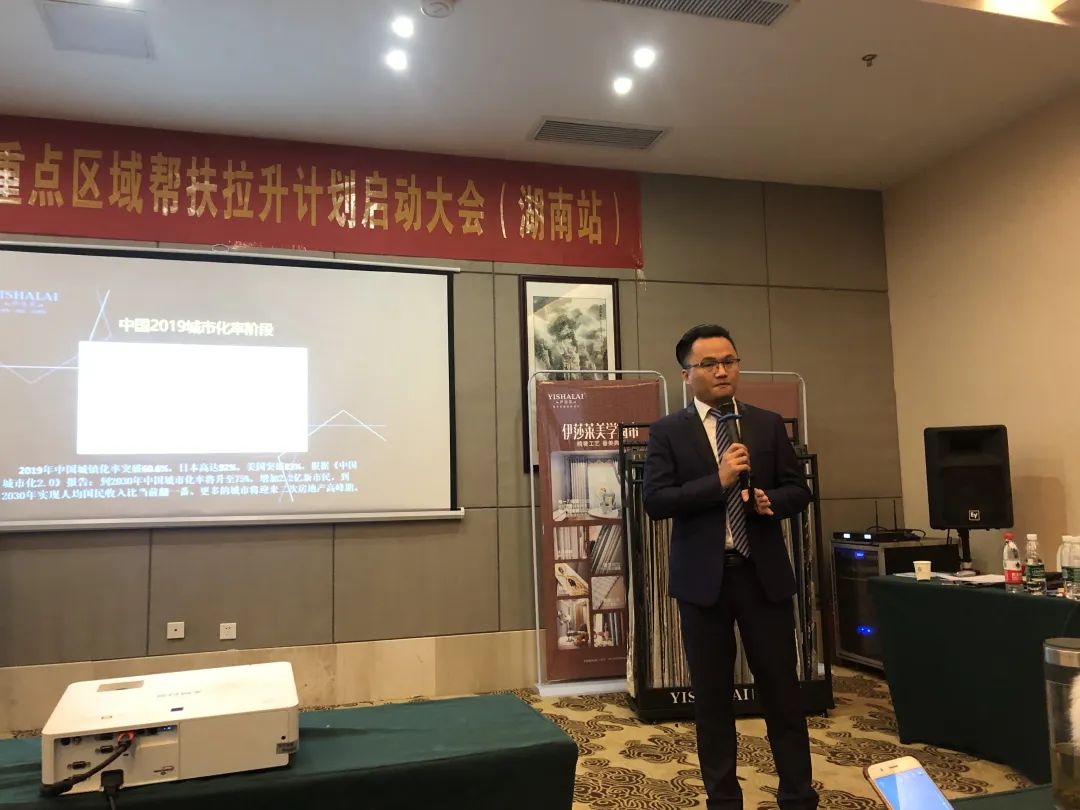 草莓短视频APP下载-蔡少鹏